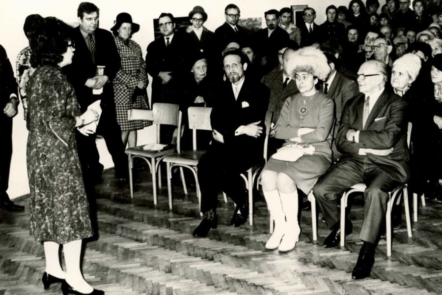 Zleva: F. Chmelař, ?, J. Grus